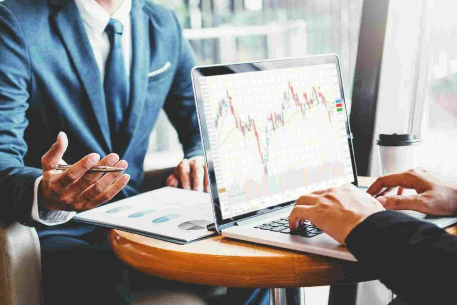 Cara Pemerintah Mendorong Investasi Asing