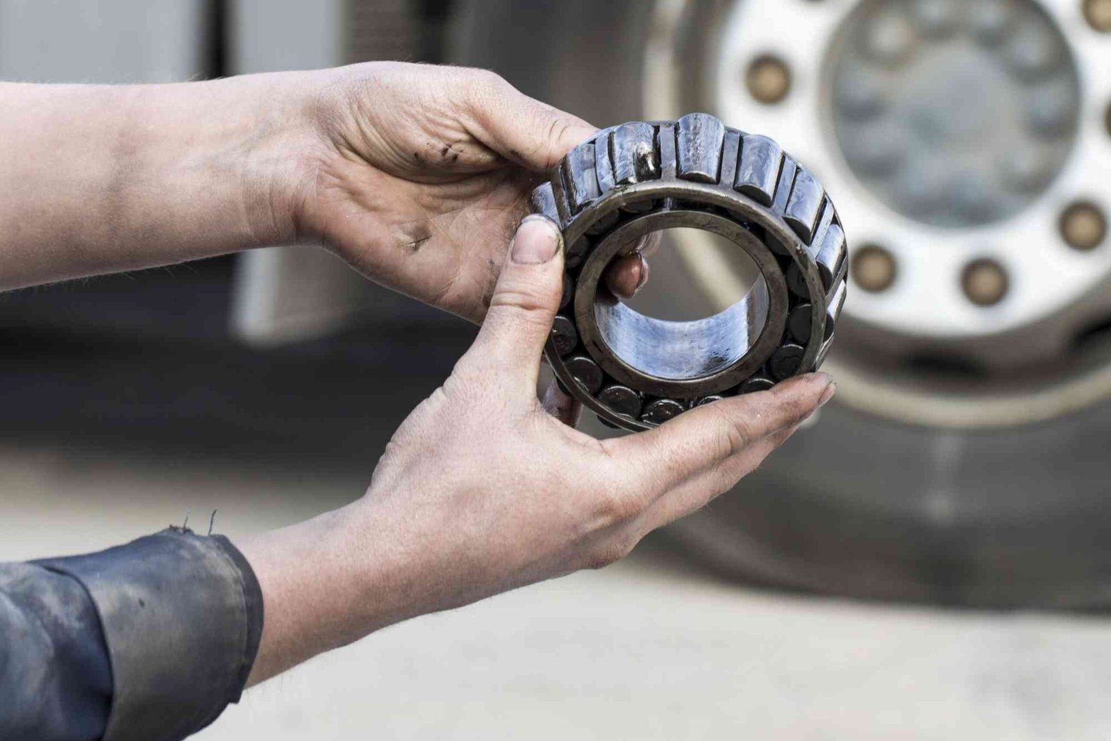 Gejala Bearing Roda Rusak pada Mobil dan Cara Mengatasinya