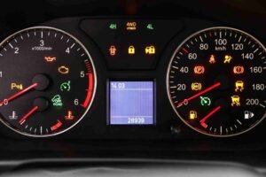 Cara Memahami Indikator Dashboard Mobil